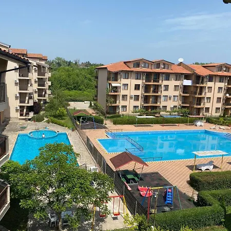Blue Star Apartment